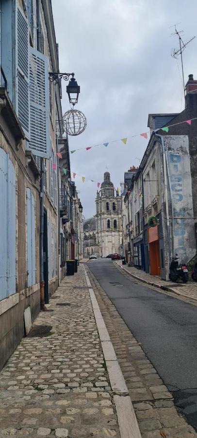 Studio 4 Personnes Aux Pieds Du Chateau De Blois Avec Experience De Dormir Sous Les Aurores Boreales Exterior foto